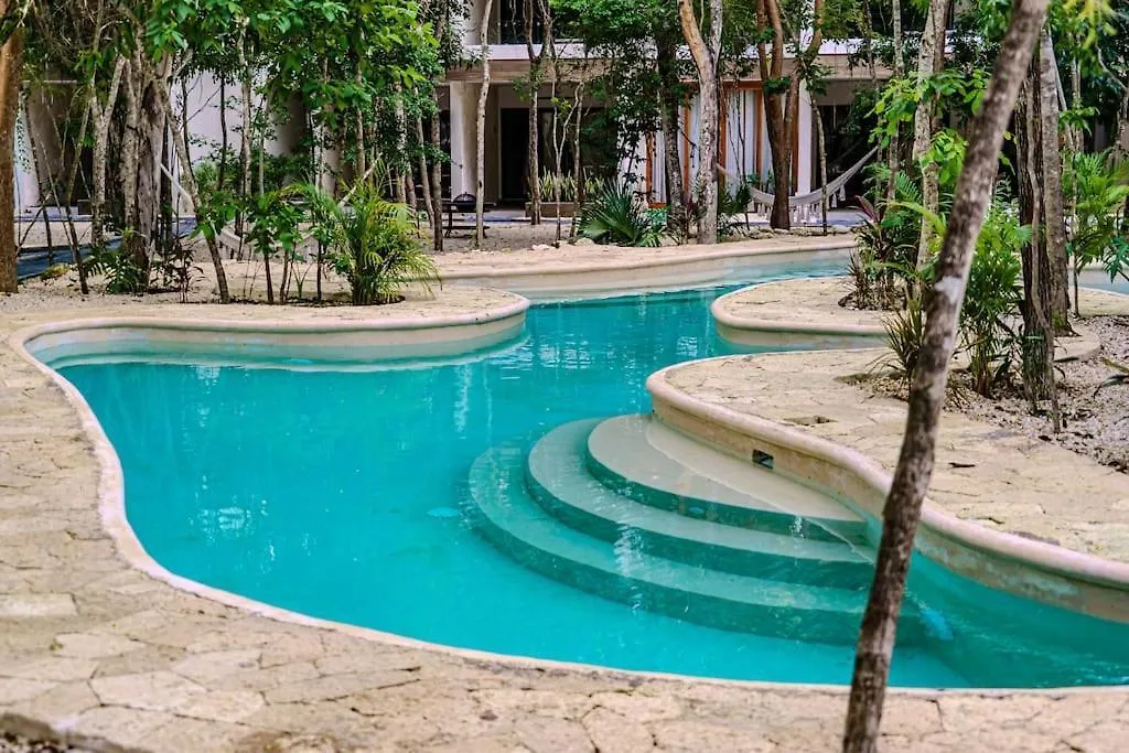 Private Pool & Bedroom Paradise Tulum Apartmán